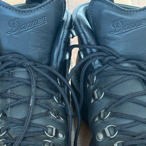 WOMEN'S MOUNTAIN LIGHT BLACK - DANNER PORTLAND HIKING BOOTS - GORE-TEX - 8.5 - Picture 3 of 11